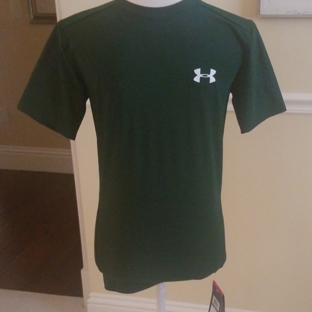 Mens under armor workout top